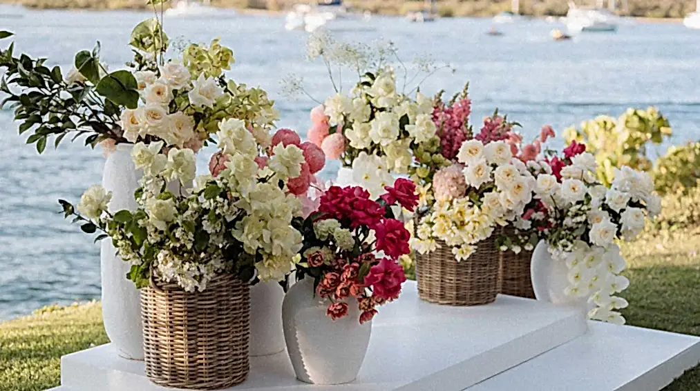 Crafting Personal Touch with Sunshine Coast Handcrafted Bouquets