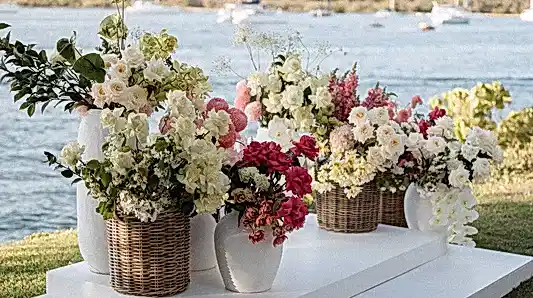Crafting Personal Touch with Sunshine Coast Handcrafted Bouquets