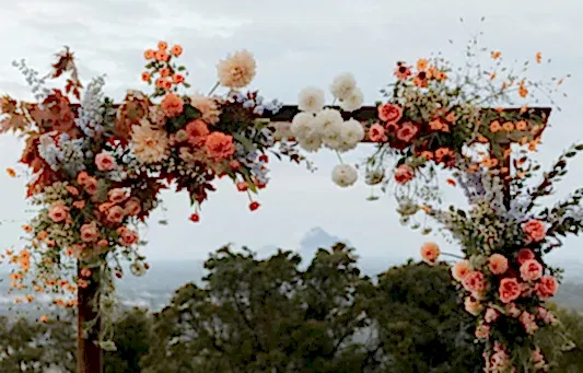 Crafting Unique Wedding Flowers on the Sunshine Coast