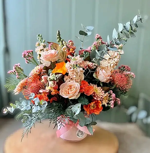 Brighten Your Holidays With Sunshine Coast Flower Delivery for the Festive Season