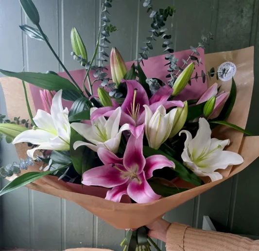 Lily bouquet