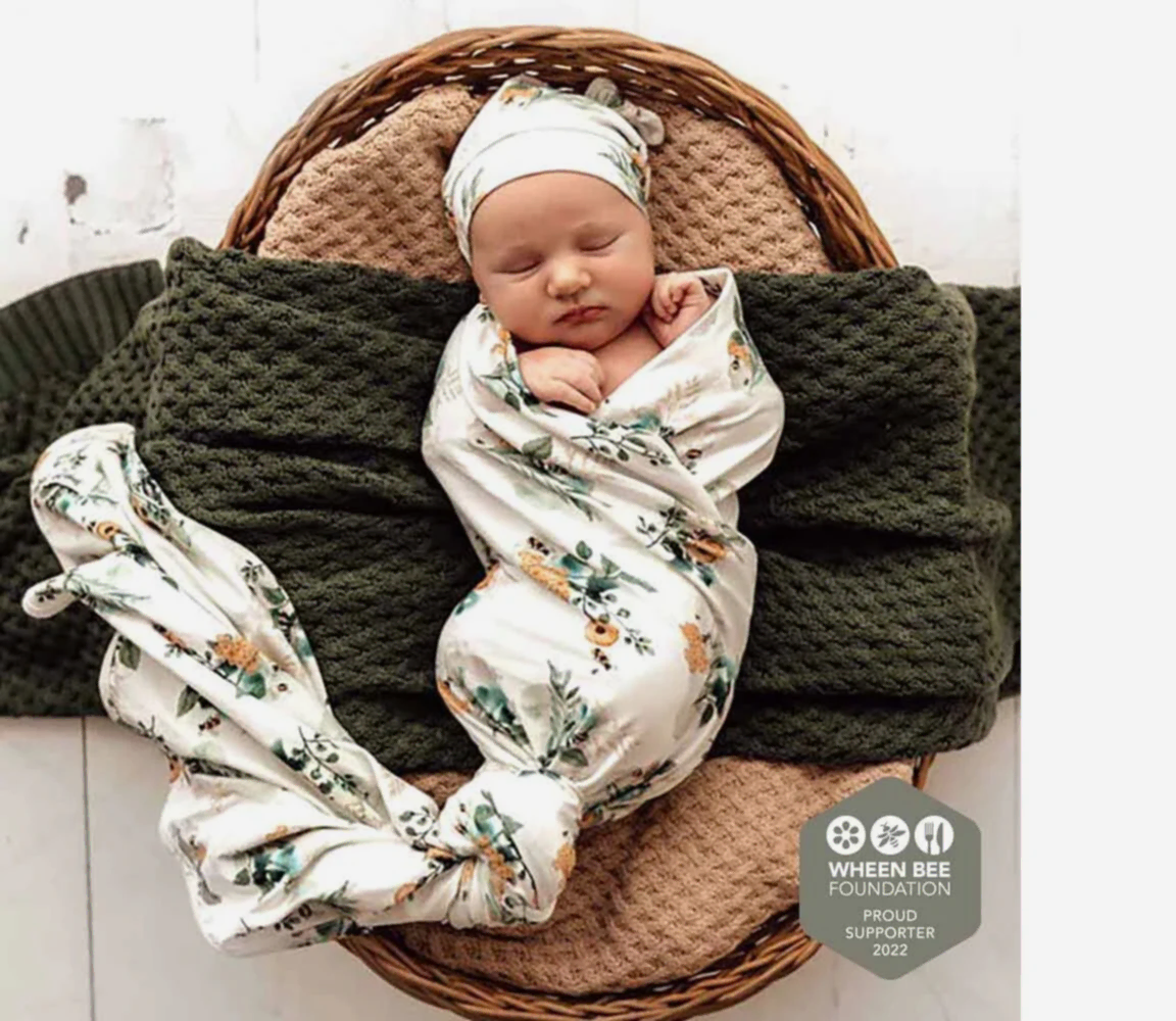 Baby swaddle wrap bee print