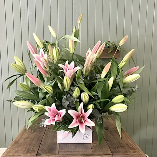 Oriental lilies and foliage gift box